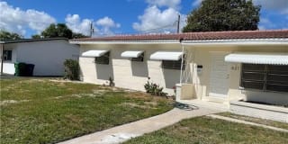 621 NW 37th Ave 621 NW 37th Ave Photo Gallery 1