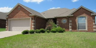 5301 SW Ashbrook Ave 5301 SW Ashbrook Ave Photo Gallery 1