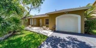 10086 NW 55th Ter 10086 NW 55th Ter Photo Gallery 1