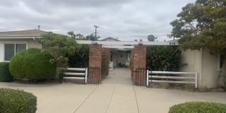 808 N. Bradley, Unit A 808 N. Bradley, Unit A Photo Gallery 1