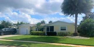 3070 GULF GATE DRIVE 3070 GULF GATE DRIVE Photo Gallery 1