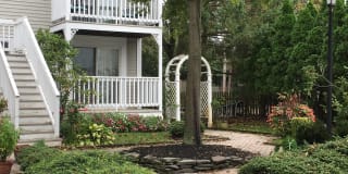 606 Bay Avenue 606 Bay Avenue Photo Gallery 1