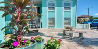 555 69th Avenue 555 69th Avenue Photo Gallery 1