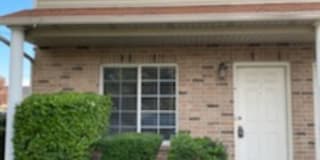 1505 N. Angel St. 1505 N. Angel St. Photo Gallery 1