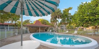 3774 Inverrary Blvd #104P 3774 Inverrary Blvd #104P Photo Gallery 1