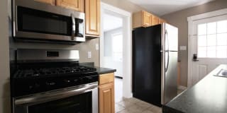 407 Edgewood Ave. 407 Edgewood Ave. Photo Gallery 1