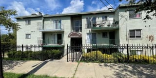 450 CONDON TERRACE SE 450 CONDON TERRACE SE Photo Gallery 1