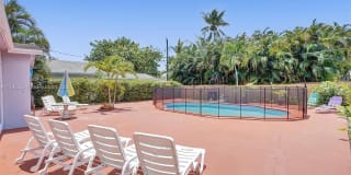 542 S Rainbow Dr 542 S Rainbow Dr Photo Gallery 1