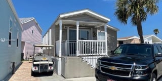 324 Nettles Blvd 324 Nettles Blvd Photo Gallery 1