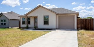 315 Blakney Street 315 Blakney Street Photo Gallery 1