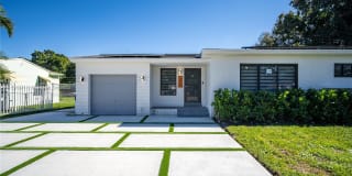 12945 NW Miami Ct 12945 NW Miami Ct Photo Gallery 1