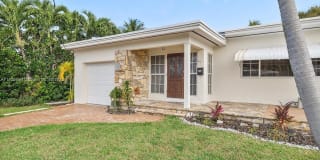 817 Surfside Blvd 817 Surfside Blvd Photo Gallery 1