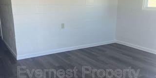 112 N Old Church St 112 N Old Church St Photo Gallery 1