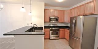 350 W Elm Street Unit 3002 350 W Elm Street Unit 3002 Photo Gallery 1