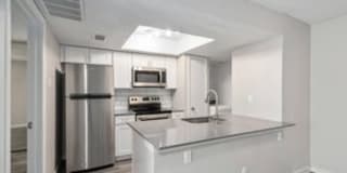 Tides at North Dallas Apartments Tides at North Dallas Apartments Photo Gallery 1