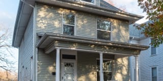 1330 N Summit Ave 1330 N Summit Ave Photo Gallery 1