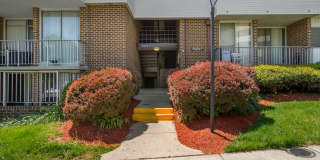 10247 Prince Pl 10247 Prince Pl Photo Gallery 1