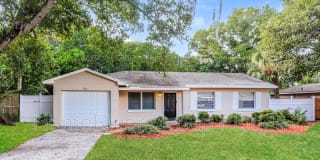 112 E Virginia Ln 112 E Virginia Ln Photo Gallery 1
