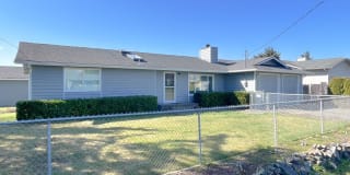 24255 13th Ave S 24255 13th Ave S Photo Gallery 1