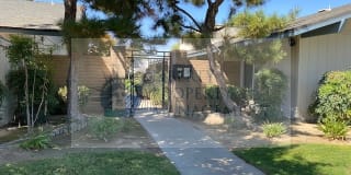 1038 W Browning Ave 1038 W Browning Ave Photo Gallery 1