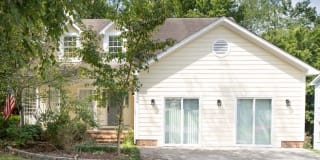 5006 Greenview Dr 5006 Greenview Dr Photo Gallery 1