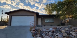 1464 Summit Dr. 1464 Summit Dr. Photo Gallery 1