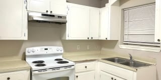 6905 Sun Dr 6905 Sun Dr Photo Gallery 1