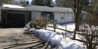 139 Traver Rd 1Bedroom 139 Traver Rd 1Bedroom Photo Gallery 1