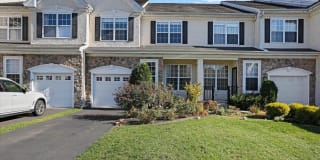 41 BRECKNOCK COURT 41 BRECKNOCK COURT Photo Gallery 1