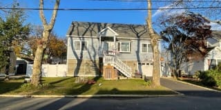 300 Pine Avenue 300 Pine Avenue Photo Gallery 1