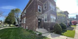 330 E Liberty Drive 330 E Liberty Drive Photo Gallery 1