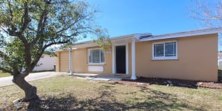 9101 Greenbriar Ln 9101 Greenbriar Ln Photo Gallery 1