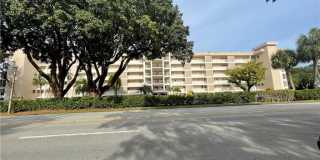2901 S Palm Aire Dr 2901 S Palm Aire Dr Photo Gallery 1