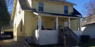 922 Woodlawn Ave 922 Woodlawn Ave Photo Gallery 1