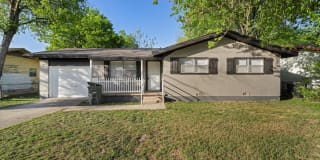 610 West Avenue A 610 West Avenue A Photo Gallery 1