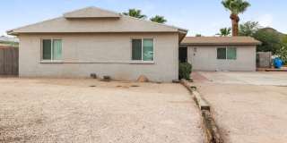 2307 East Everett Drive 2307 East Everett Drive Photo Gallery 1