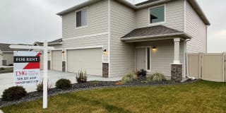 5611 W 32nd Avenue 5611 W 32nd Avenue Photo Gallery 1