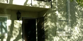 4 Meadowbrook Ave 4 Meadowbrook Ave Photo Gallery 1