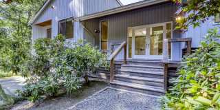 4275 Sorrel Way NE 4275 Sorrel Way NE Photo Gallery 1
