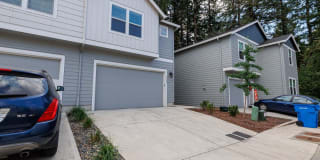 3304 E 36th Court 3304 E 36th Court Photo Gallery 1