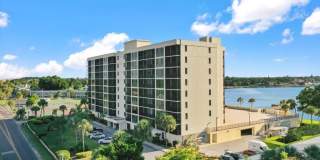 7100 SUNSHINE SKYWAY LANE S 7100 SUNSHINE SKYWAY LANE S Photo Gallery 1