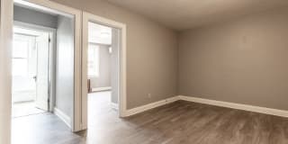 2910 West Liberty Avenue - 3 2910 West Liberty Avenue - 3 Photo Gallery 1