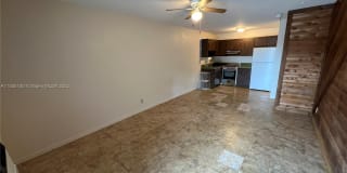 2400 SW 42nd Ave 2400 SW 42nd Ave Photo Gallery 1
