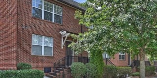 121 Irving Avenue F 121 Irving Avenue F Photo Gallery 1