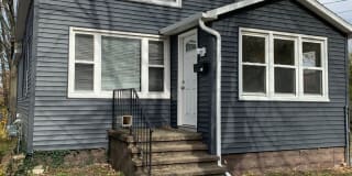 372 Orchard Avenue 372 Orchard Avenue Photo Gallery 1