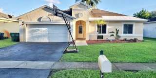 9422 SW 20th St 9422 SW 20th St Photo Gallery 1