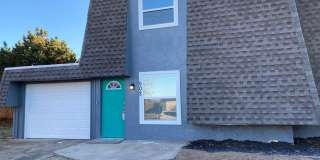 502 N Davis Ave 502 N Davis Ave Photo Gallery 1