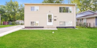 16403 Marshfield Avenue 16403 Marshfield Avenue Photo Gallery 1