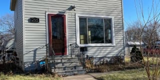 255 7th Ave S 255 7th Ave S Photo Gallery 1