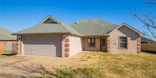 541 Tamarron DR 541 Tamarron DR Photo Gallery 1